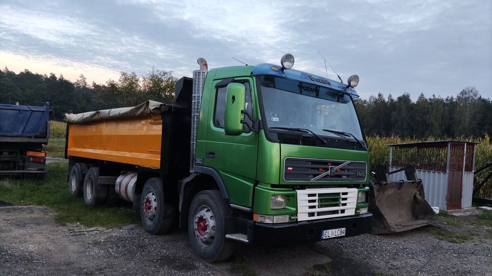 Volvo FM10 2000r 8x4 wywrotka