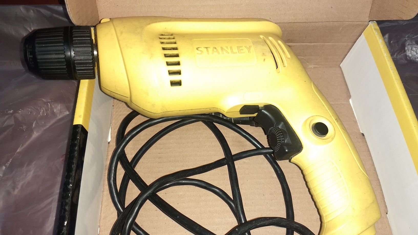 Дрель Stanley 550wt.