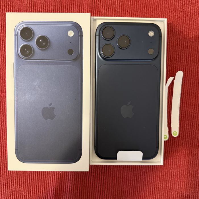 Iphone 17 Pro Max 512Gb  Azul Selado .