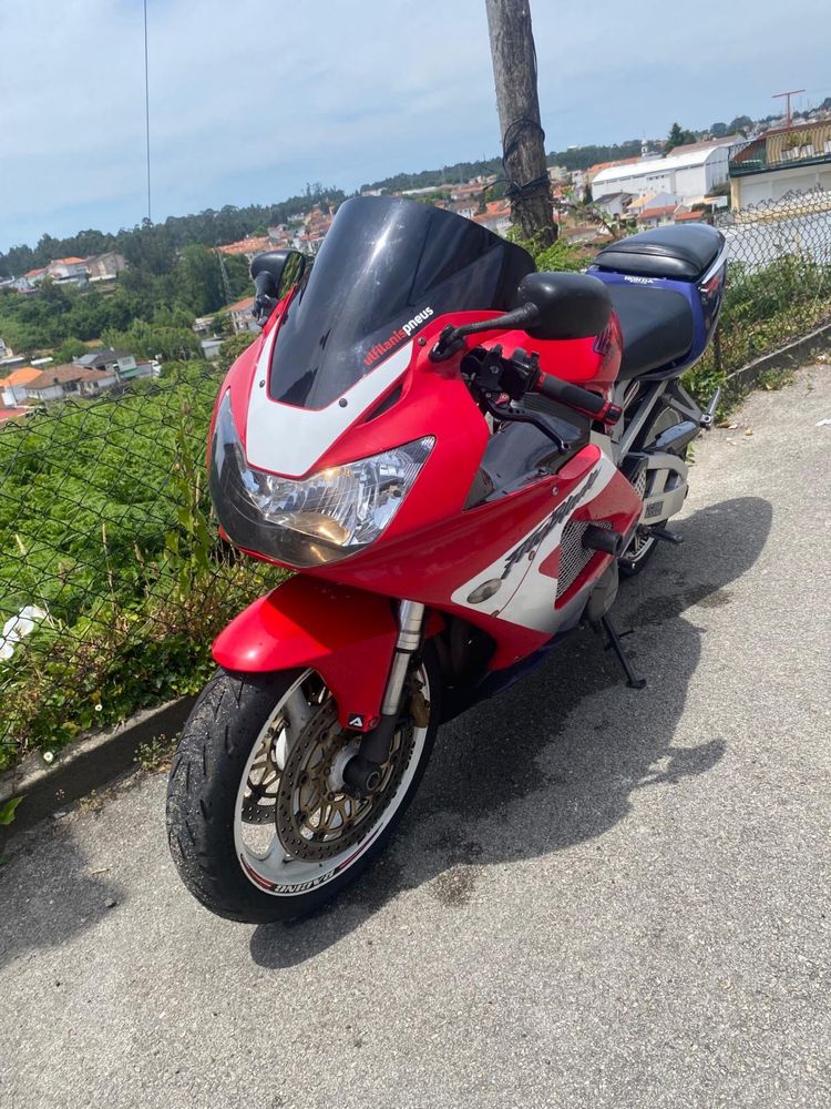 Honda CBR 929 RR 2002