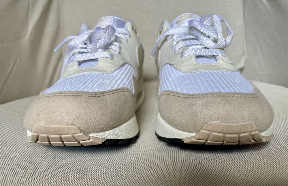 Nike AirMax, bezowo biale r.41