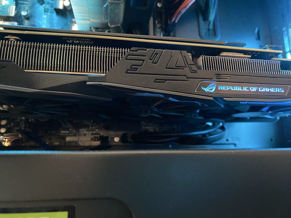 Відеокарта Asus ROG Strix GTX1070 8 gb GDDR5