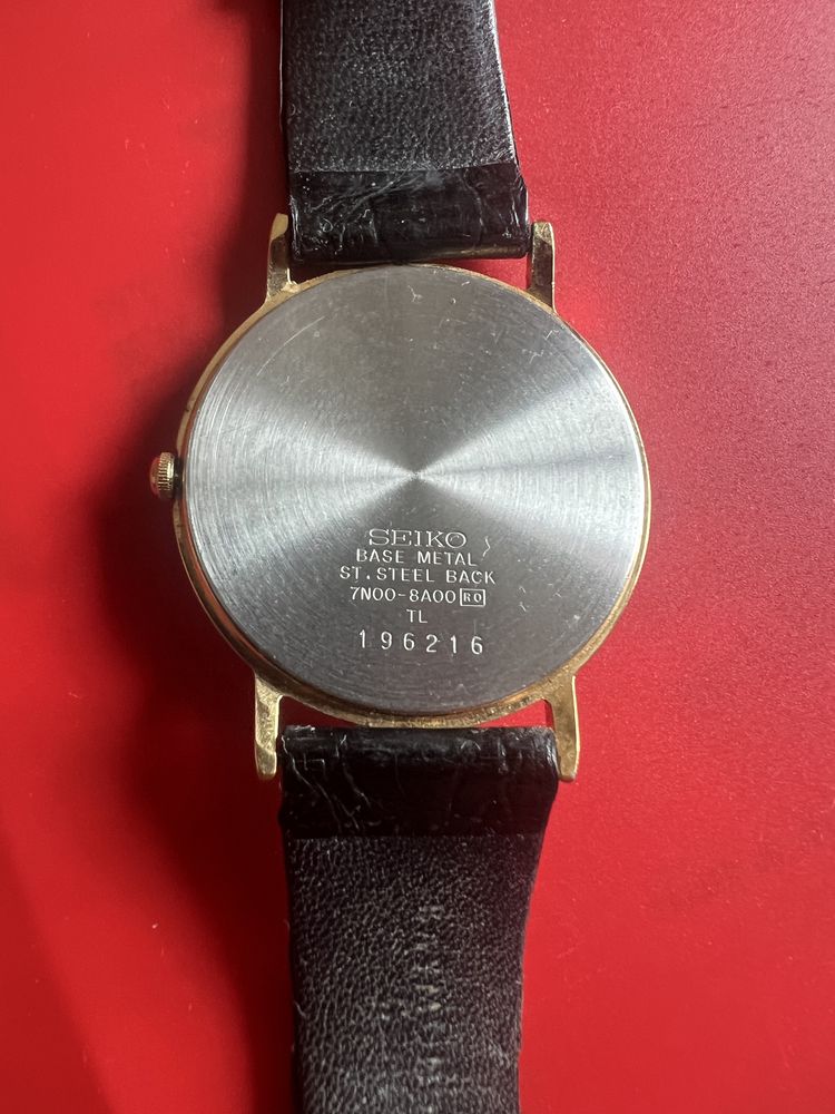 Vendo Relógio SEIKO QUARTZ (Ultra Fino)