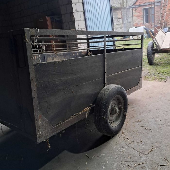 Sprzedam przyczepę klatkę jednoosiową do ciągnika