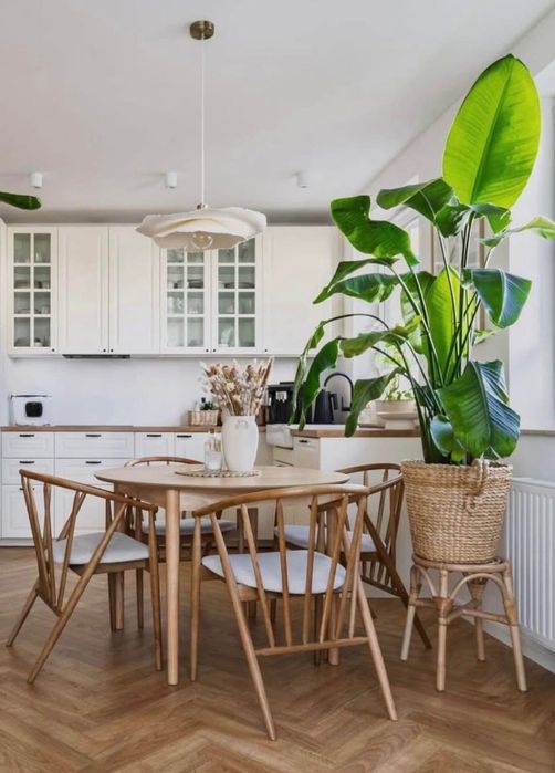 Stół drewniany JYSK