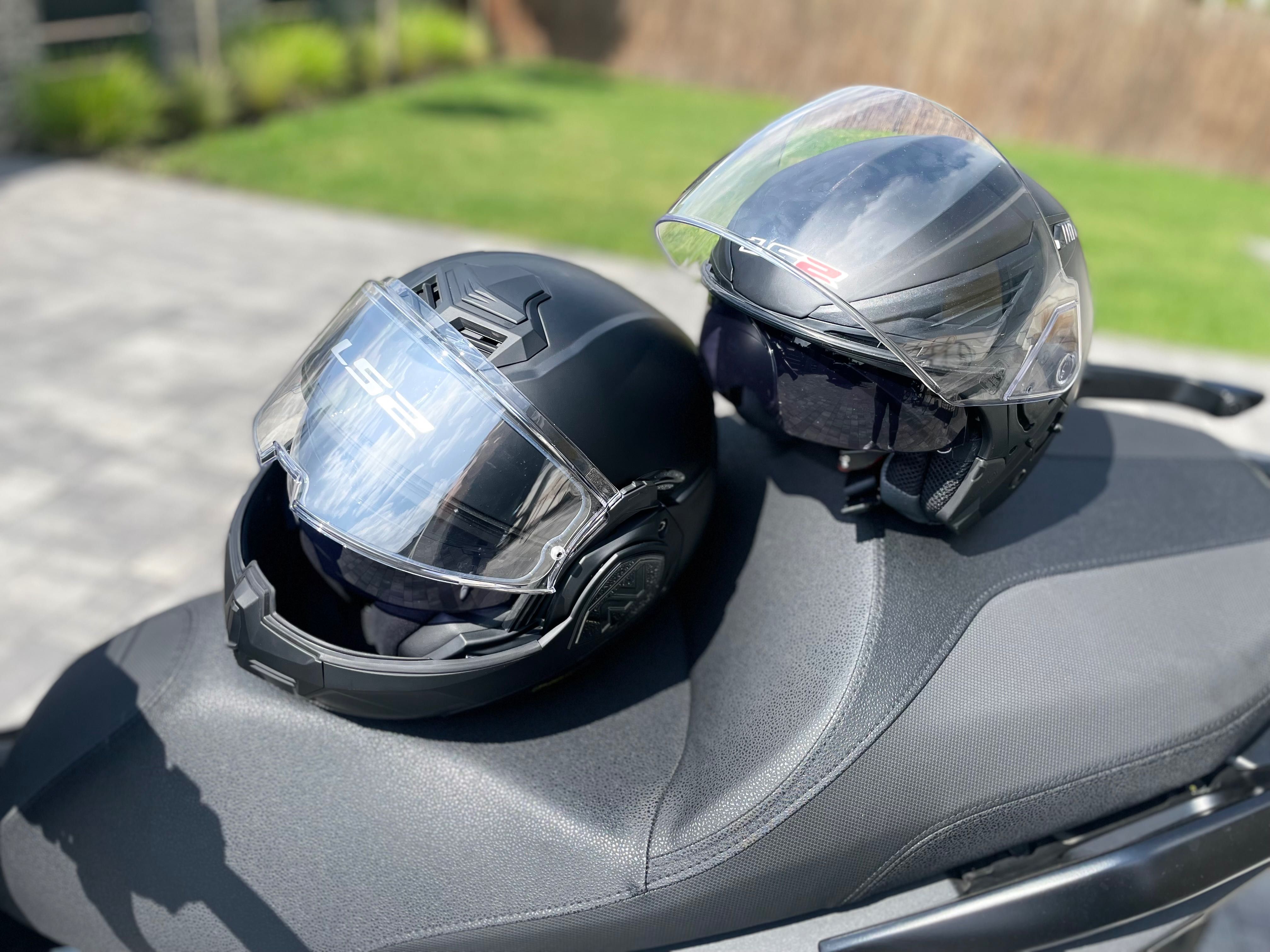 Kask motocyklowy LS2 FF906 Advant Solid Matt Black M