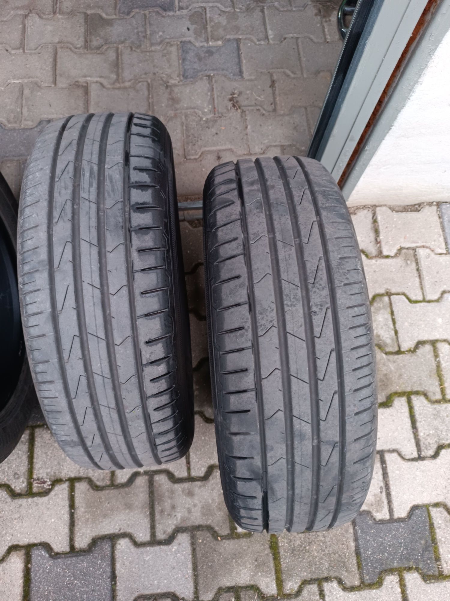 Opony letnie rozmiar 215/60/17; 2x Continental i 2x Hankook