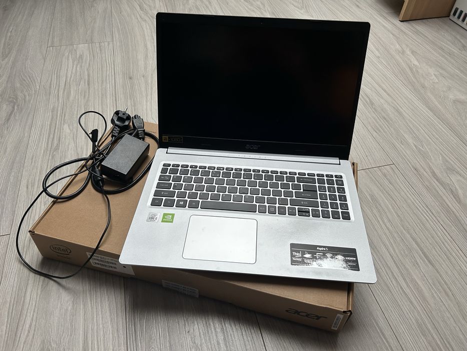 Acer Aspire 5 i5-1035G1 GeForce MX350 512gb ssd 8ram ddr4 15,6 win11
