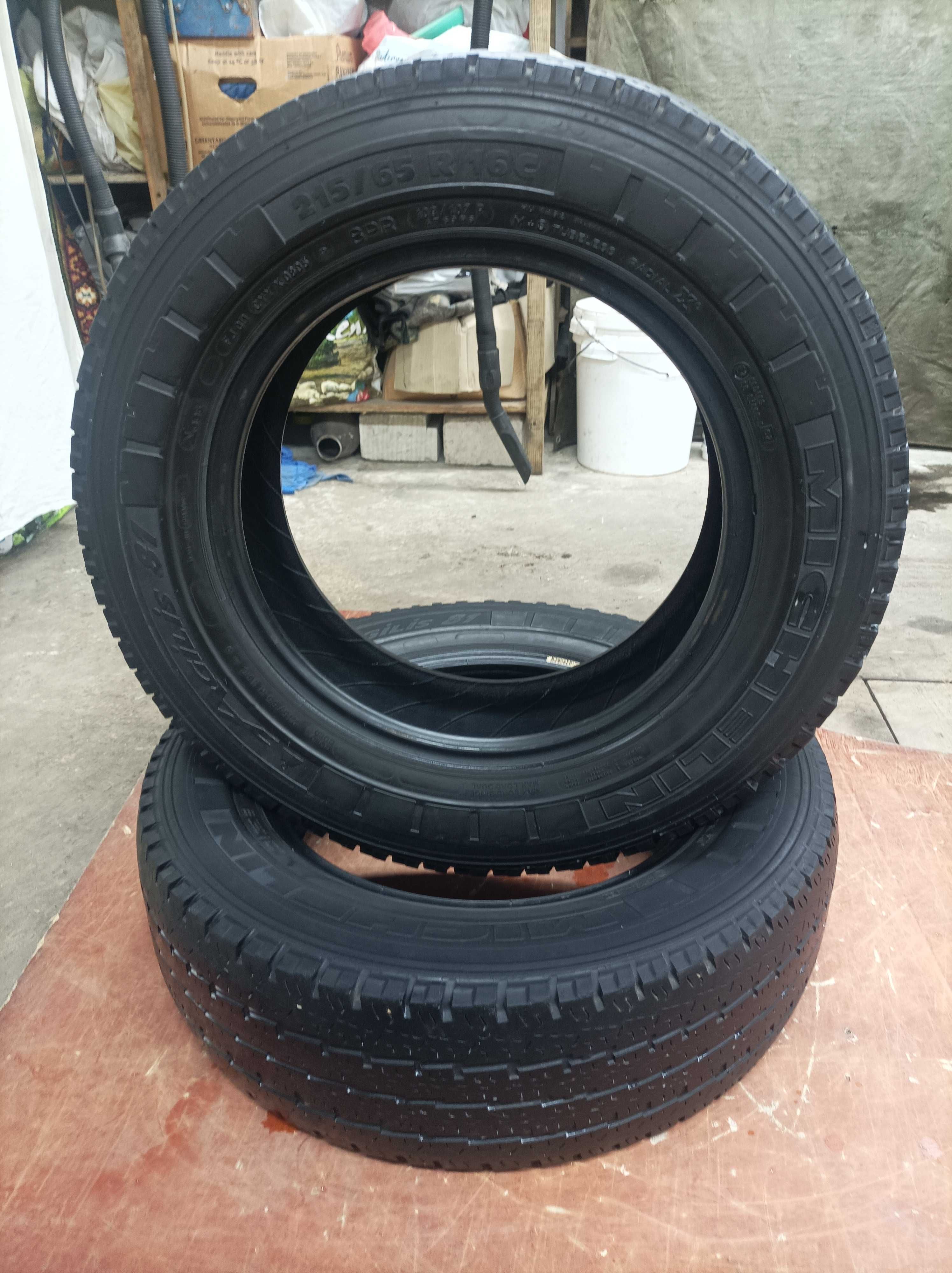 Подам Резину 215/65/R16C