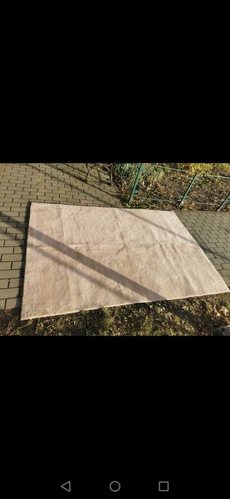 Sprzedam ładny dywan 160x230