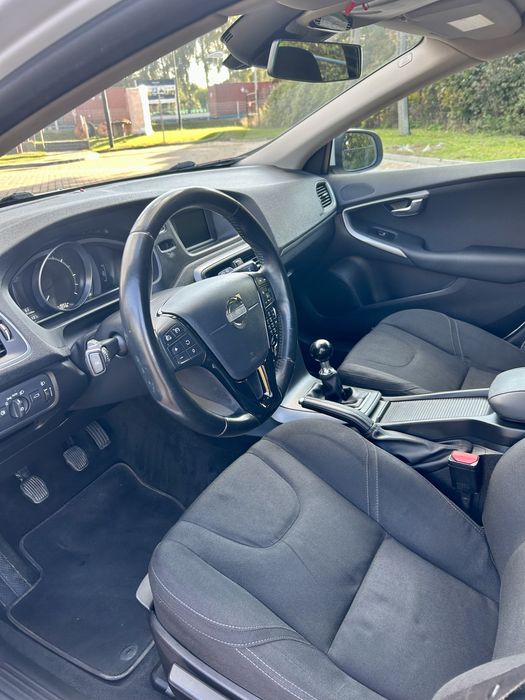 Volvo v40 2013r / nowy rozrząd i sprzęgło / zadbane /