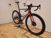 Focus Izalco Max Disc 9.6 54cm Ultegra Di2