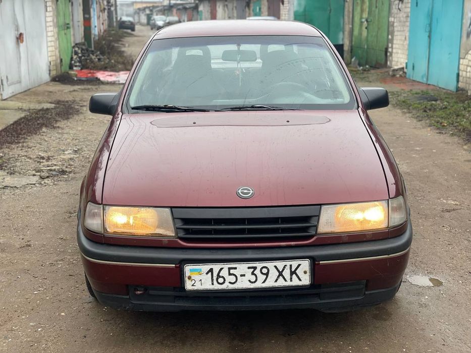 Opel Vectra в хорошем состоянии.Опель Вектра!