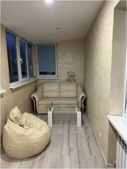 Продам 2-х комнатную с Евроремонтом квартиру на Черемушках