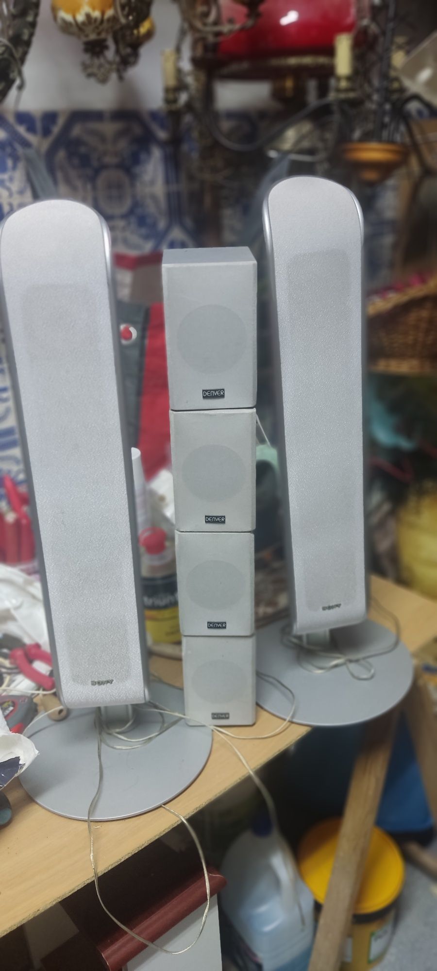 Conjunto de colunas de som