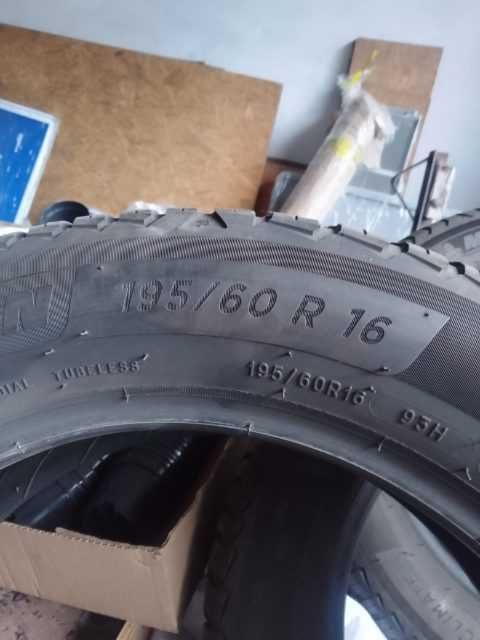 MICHELIN CrossClimate 195/60/16