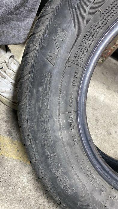 Пара покрышек на ваз