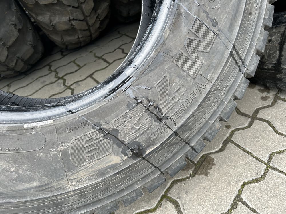 305/70R19.5 Bridgestone M729 Ведуча 4шт