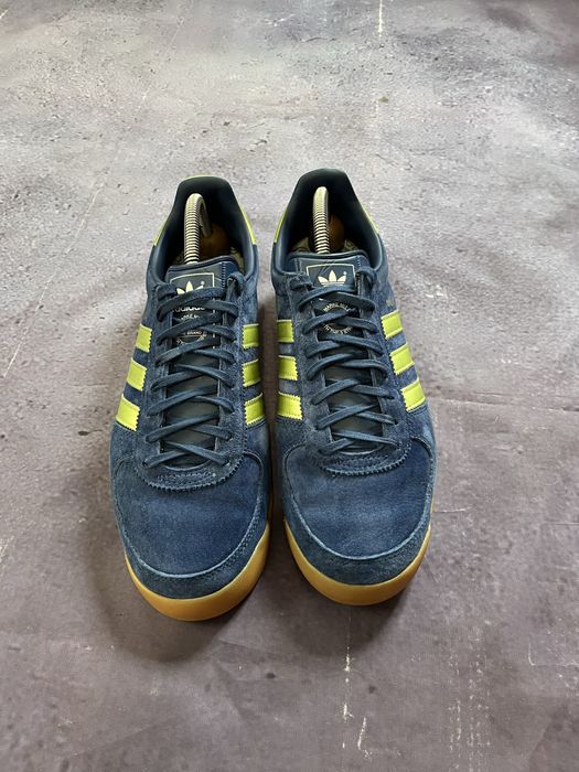 Кросівки adidas milano city series