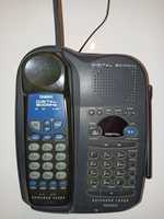 Bezprzewodowy telefon stacjonarny Uniden sprawny sekretarka interkom