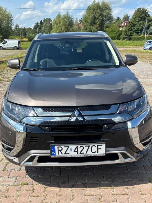 Mitsubishi Outlander III 2.4 PHEV