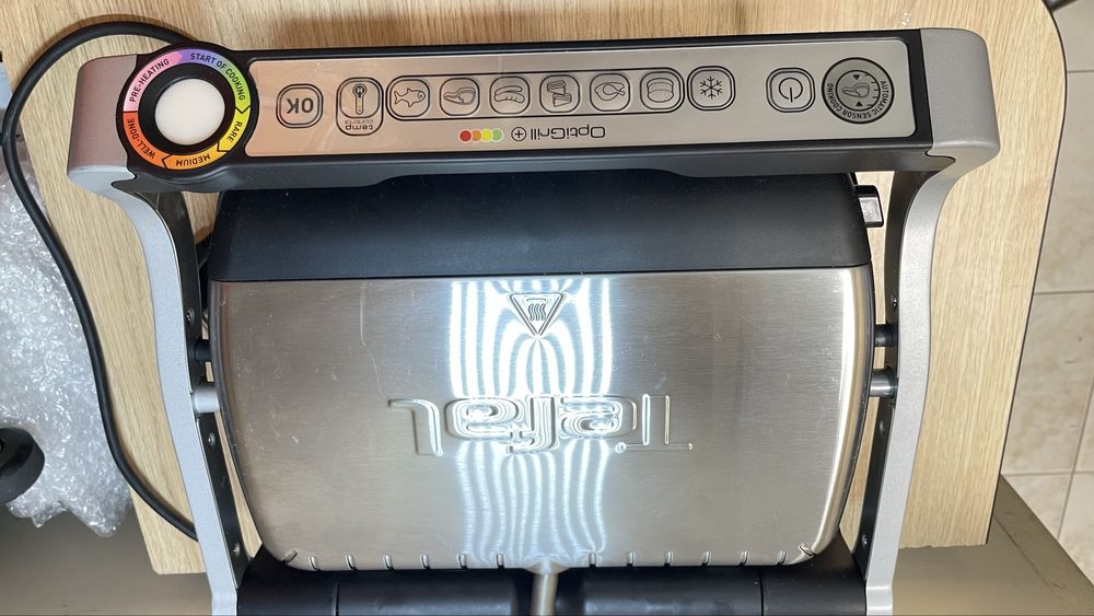 Електрогриль притискний Tefal OptiGrill+ GC712D34