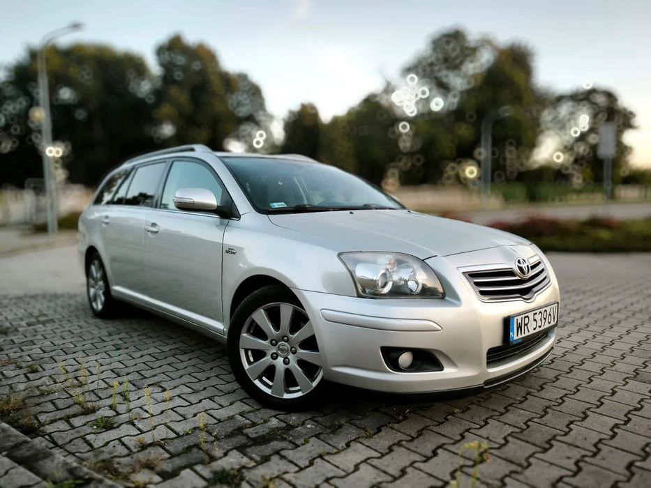 Toyota Avensis Toyota Avensis T25 2.2 d-cat 177KM 2007r