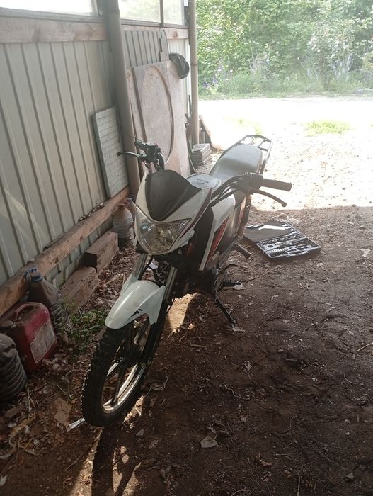 Спарк 125 на повному ходу