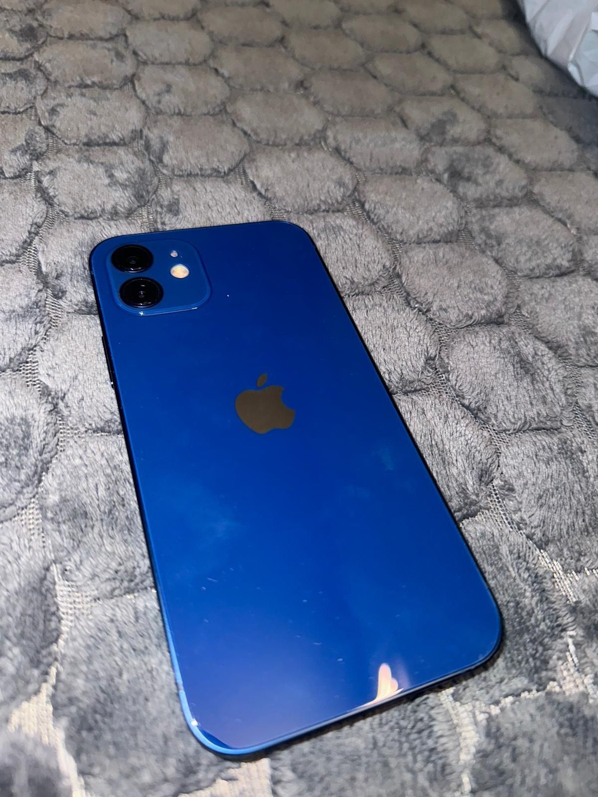 IPhone 12 granatowy