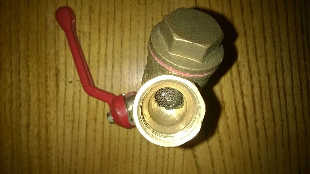 Кран кульовий (шаровий) з фільтром (Італія)