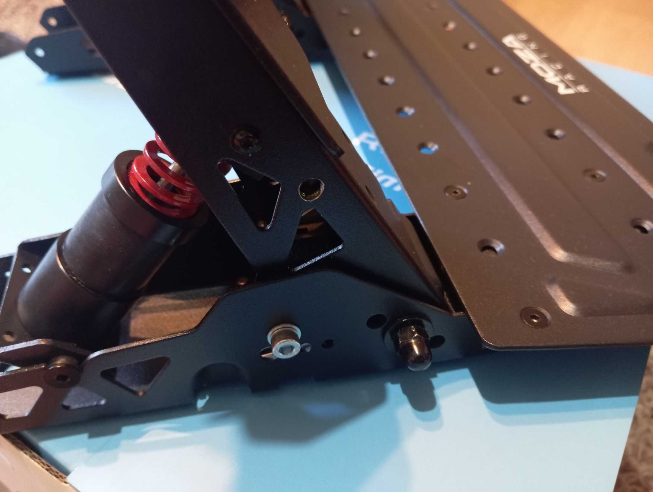 Moza R5 Bundle + Performance Brake Kit + Obręcz Formula Mod