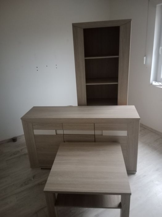 Komoda.Witryna.Stolik.