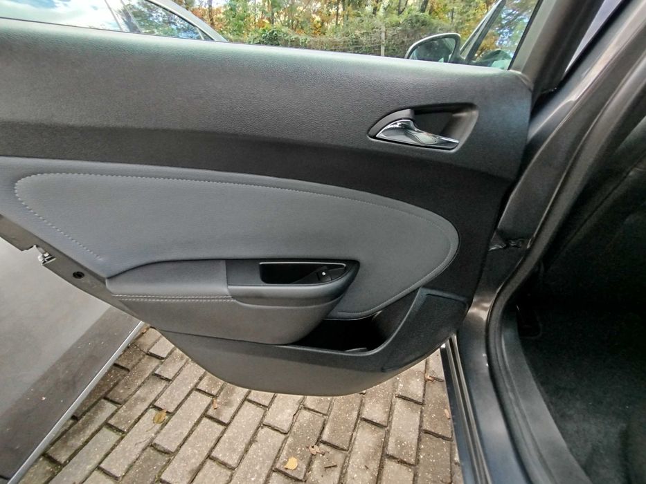 Astra Exclusive 2014 1.6 CDTI