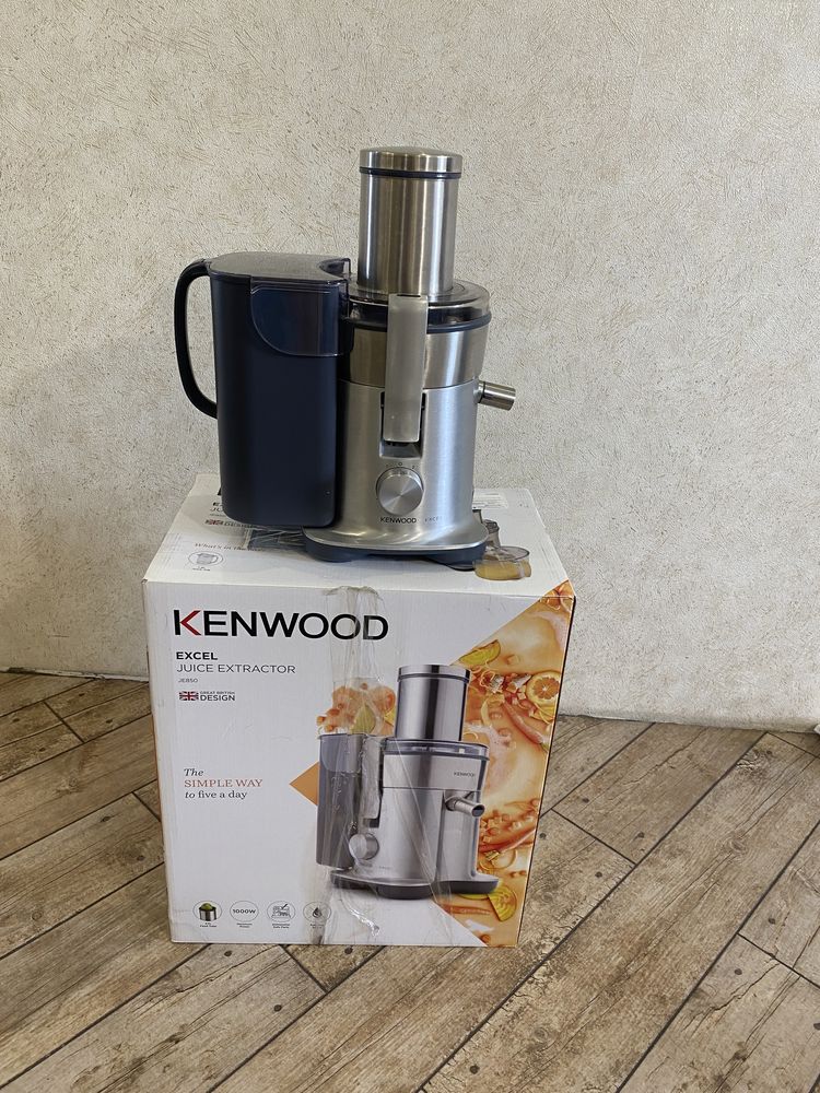 Соковыжималка Kenwood JE850