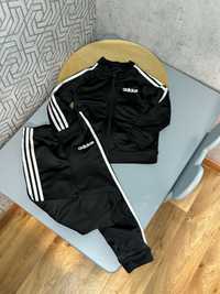 Костюм 92 Adidas спортивні штани кофта бомбер