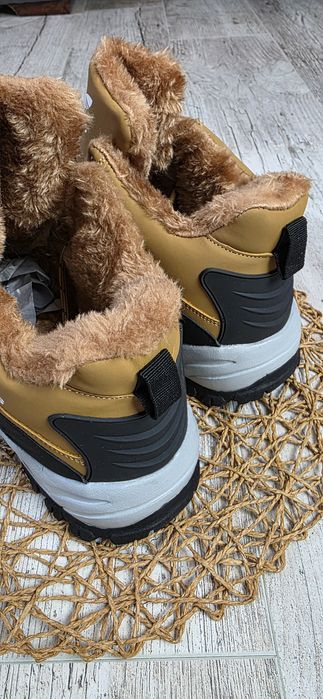 Zimowe ocieplane musztardowe buty męskie rozmiar 41 wkładka 27cm