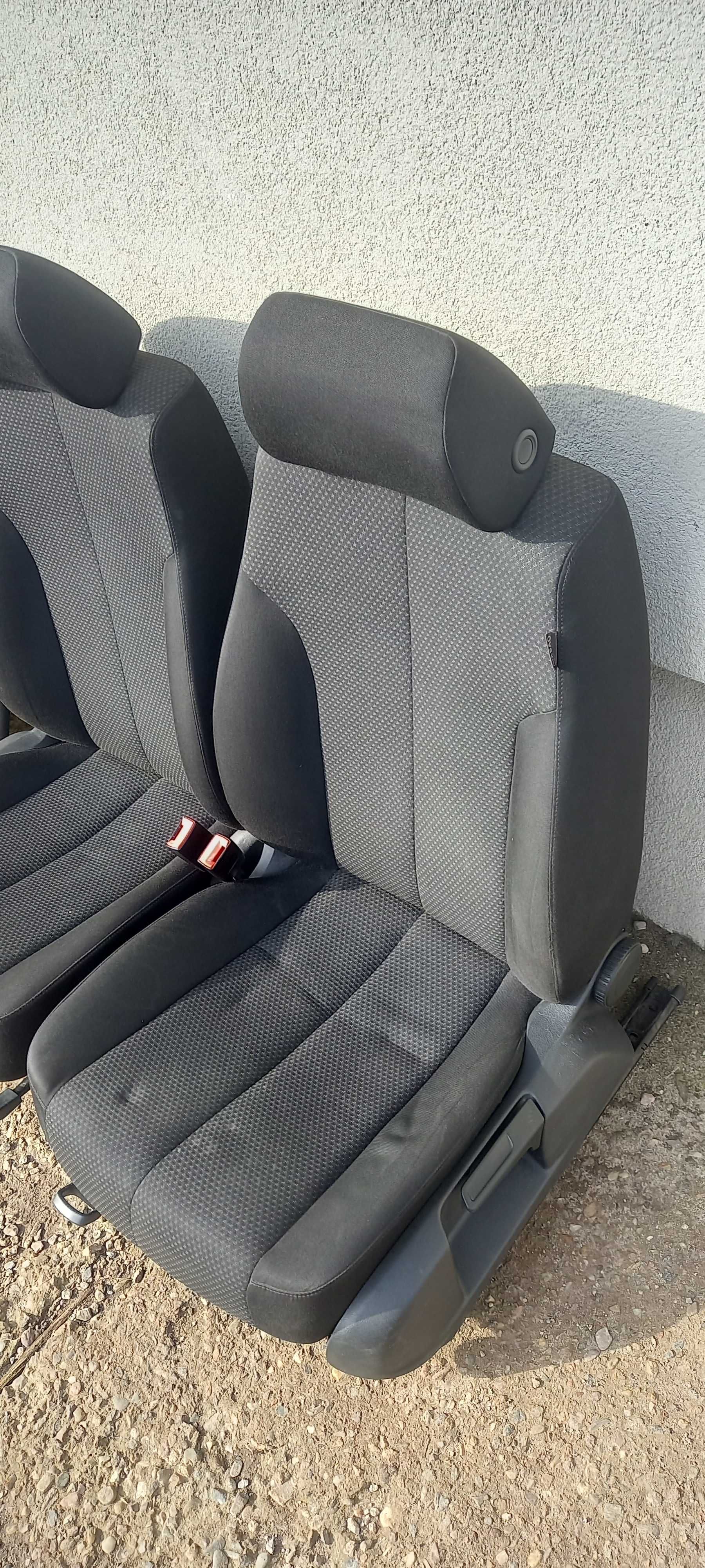 Fotele kanapa Volkswagen Passat B6 Kombi kpl grzane