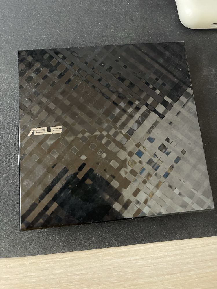 Дисковод ASUS