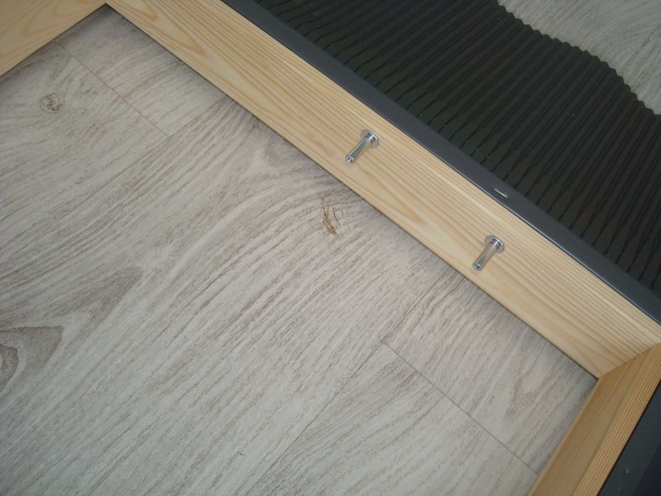 Wyłaz dachowy 45x55 cm