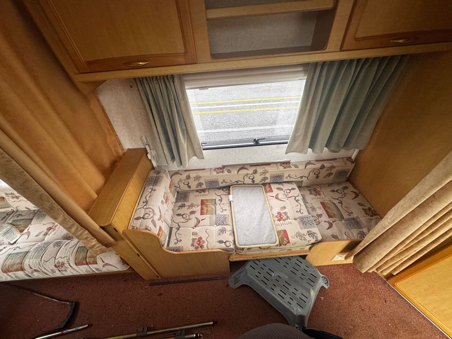 Caravana Bailey Mosselle 5 camas impecável