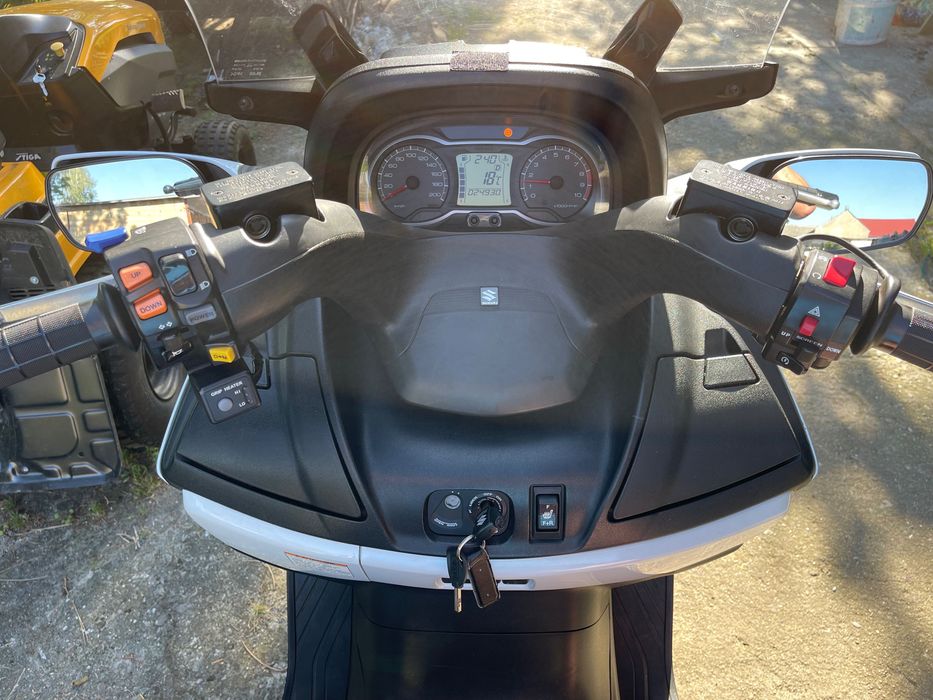 Suzuki Burgman 650