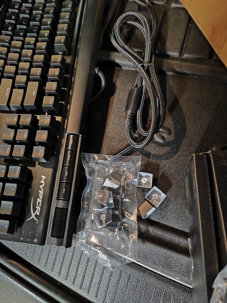 Klawiatura HyperX Alloy Elite RGB stan bdb