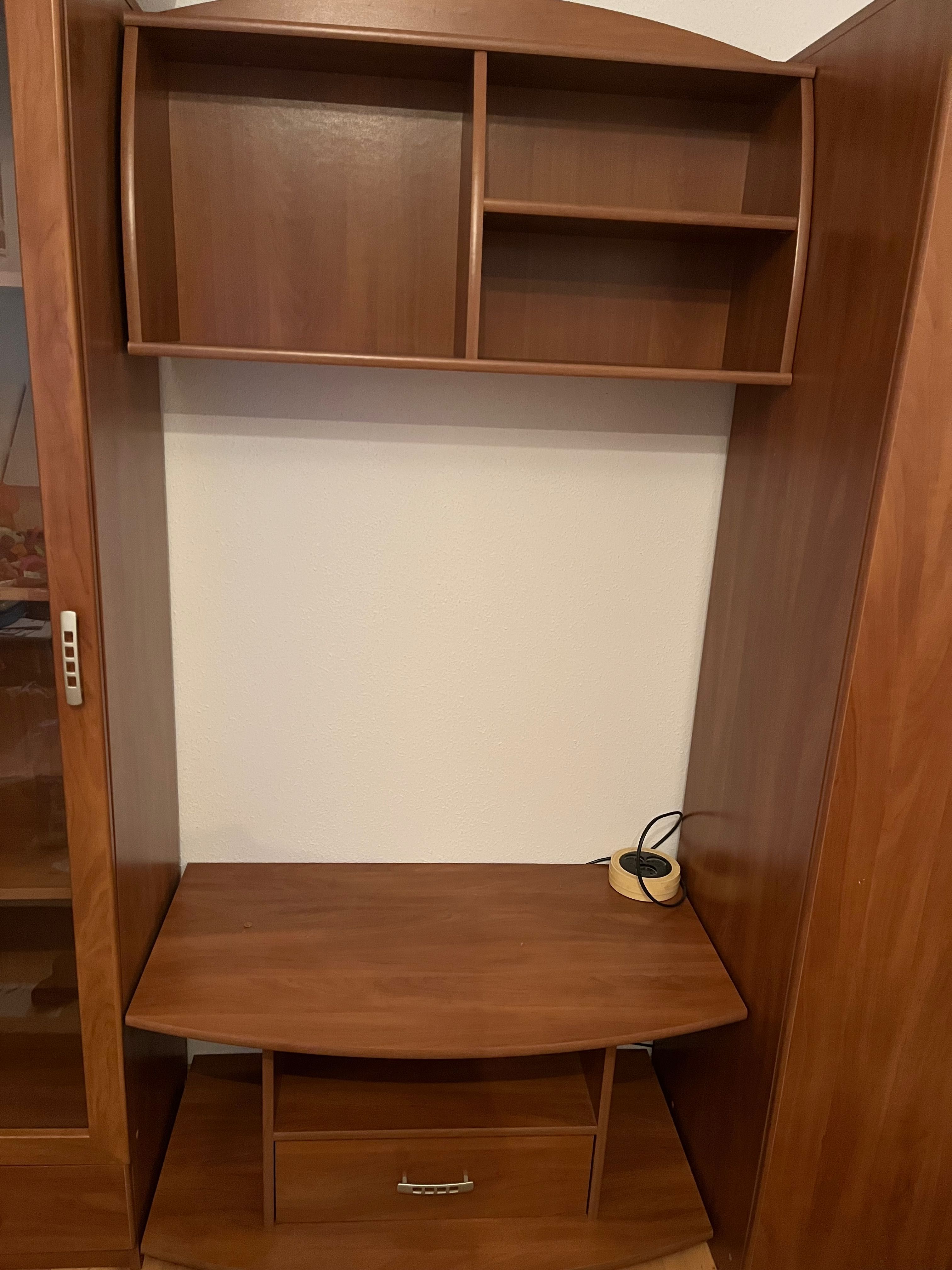Sprzedam zestaw mebli