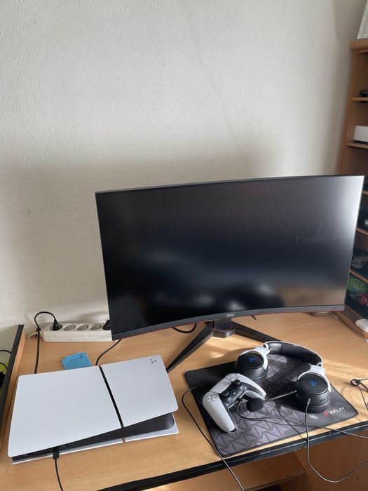 PS5 + Monitor 240Hz + Razer – Como Novo – Fatura – Pack Gaming