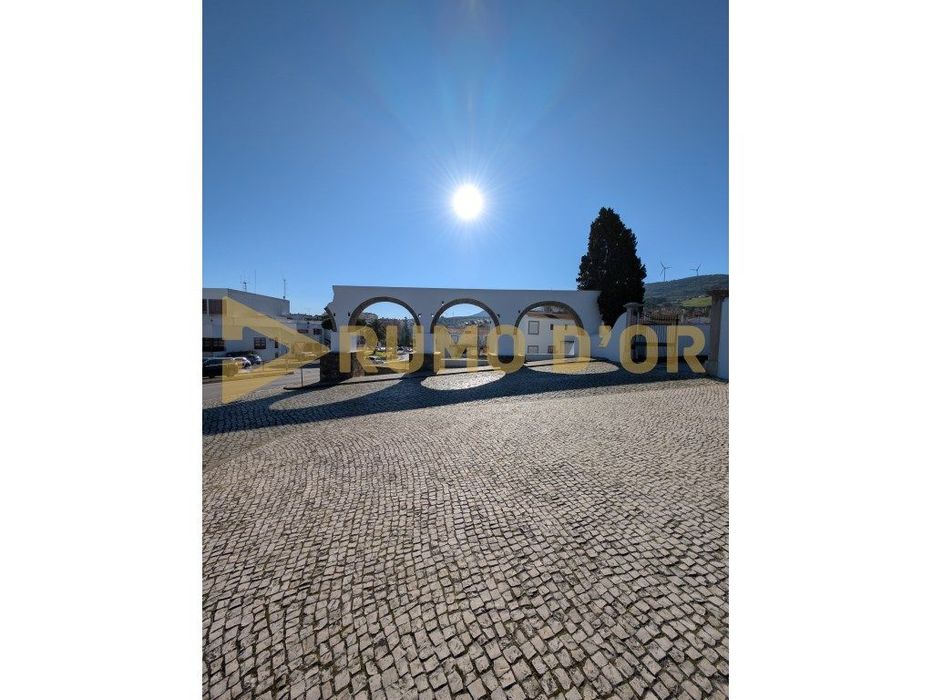 Terreno no centro de Arruda dos Vinhos com PIP aprovado para constr...