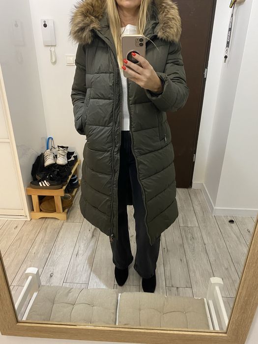 Płaszcz puch naturalny i kaptur z jenotem r. 46