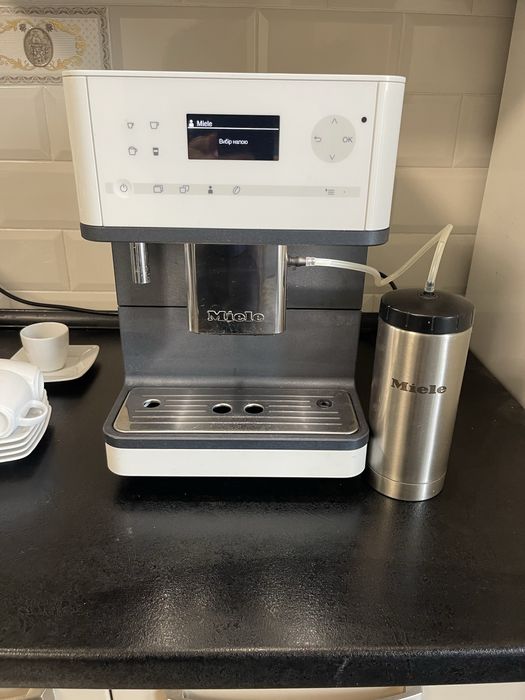 Кавомашина Miele