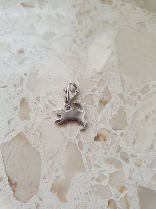 Srebrna zawieszka kotek