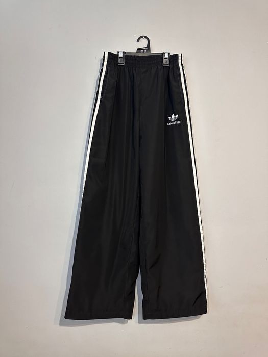 Spodnie Balenciaga w kolaboracji z Adidas
