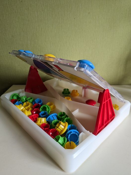 Мозаїка Quercetti цікава і розвиваюча